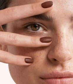 Pink Gellac - Chocolate Brown - Gellak - Vegan - Bruin - Creamy Finish - 15 Ml -Maybelline Beauty Verkoop 1050x1200 37