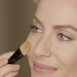 Max Factor Radiant Lift FD - 77 Golden Tan -Maybelline Beauty Verkoop 1200x1200 93