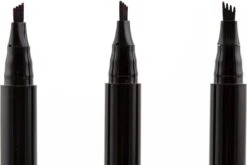 Eyebrow Magic Wenkbrauwpen - Donker Blond - Wenkbrauwpotloden - Microblading 27 Eyebrow Magic Wenkbrauwpen - Donker Blond - Wenkbrauwpotloden - Microblading -Maybelline Beauty Verkoop 1200x803