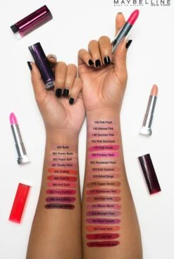 Maybelline Color Sensational - 553 Glamorous Red - Rood - Lippenstift 14 Maybelline Color Sensational - 553 Glamorous Red - Rood - Lippenstift -Maybelline Beauty Verkoop 808x1200 1