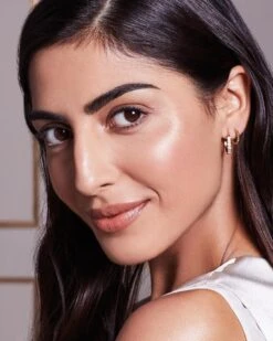 Max Factor Radiant Lift FD - 65 Rose Beige -Maybelline Beauty Verkoop 960x1200